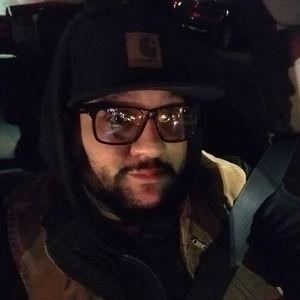 Meet your Posher, Julio